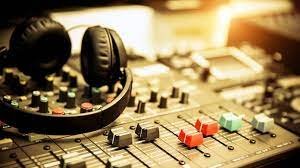 Descubre la magia de Grupo Radio Intercomarcas: Tu conexión radiofónica perfecta